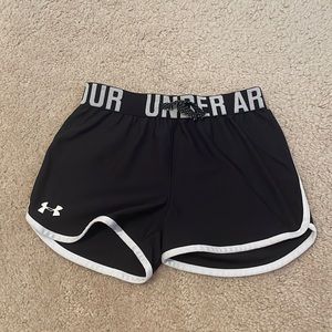 Black Under Armor shorts